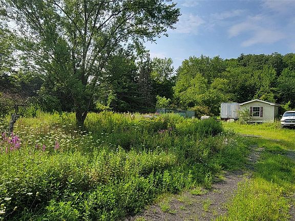 5th image of 35 School House Lane