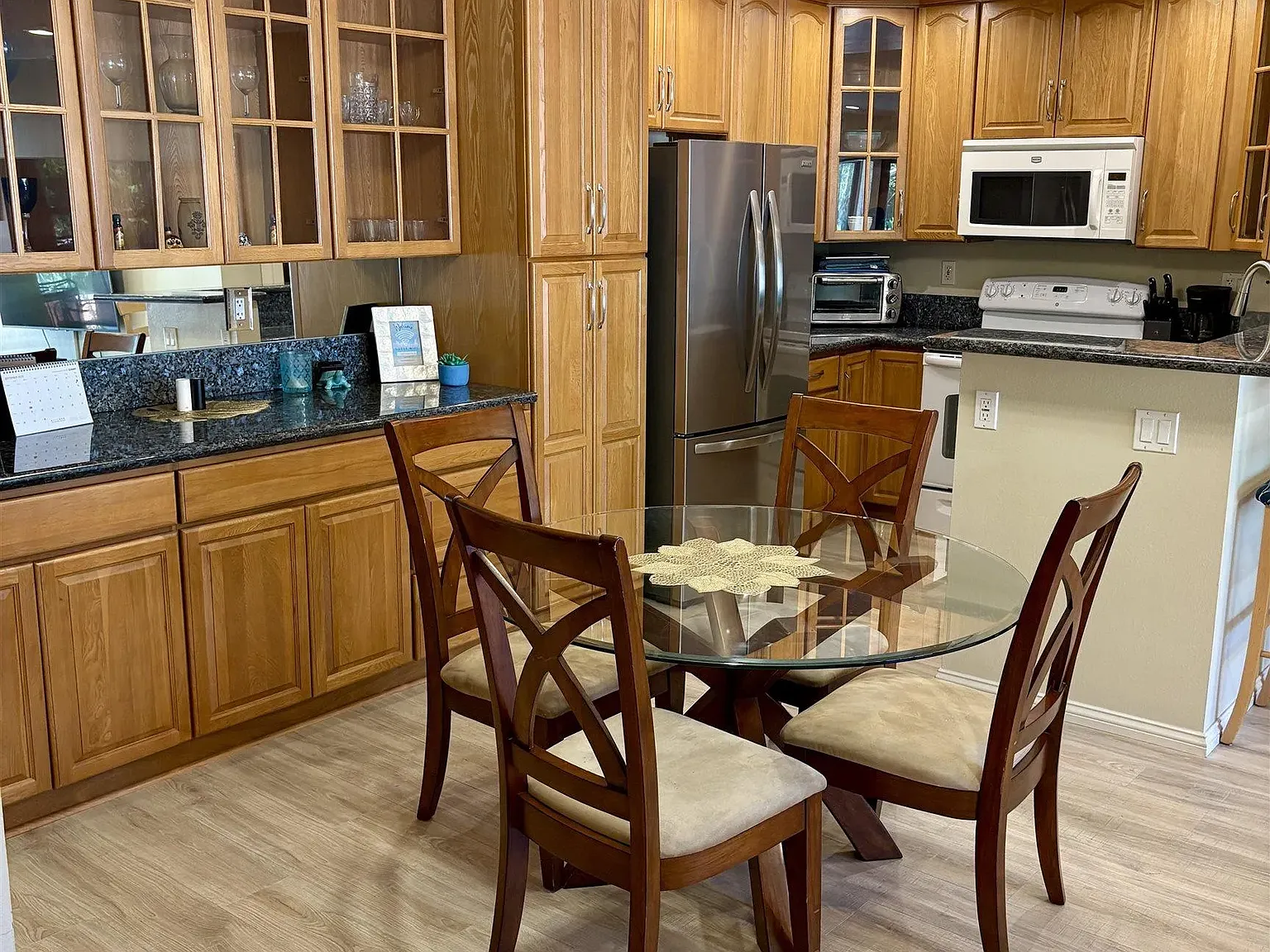 One Oaks North — Photo 4