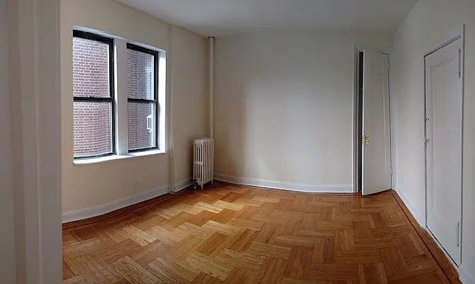 Rented by E Hudson Properties | media 1