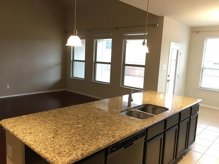 5308 Wharfside Pl — Photo 7
