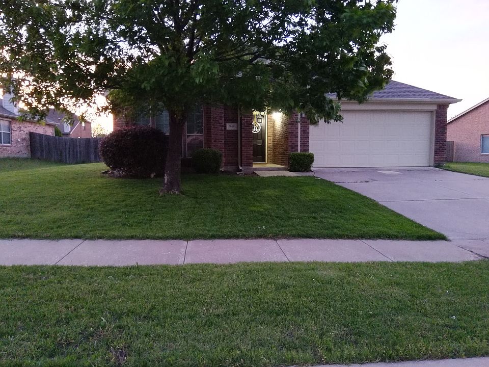 1st image of 949 Zachary Dr