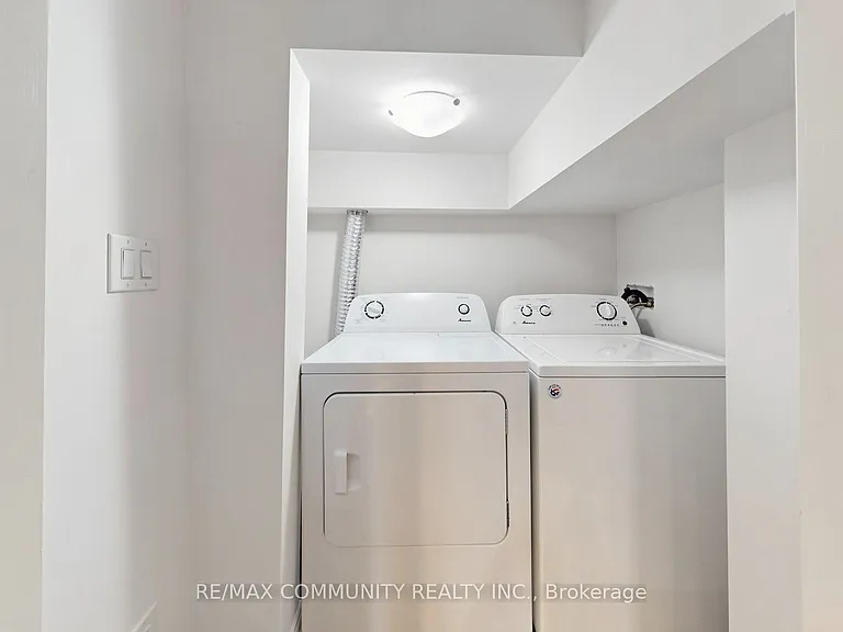 5 Mugford Cres N #BASEMENT — Photo 23