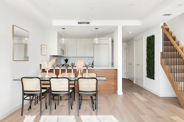 Sold by Corcoran | media 21