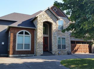 1402 N 34th St, Renton, WA 98056