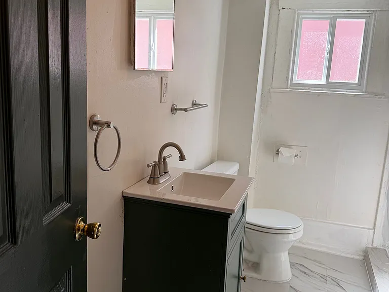 2429 Griffiths Ave — Photo 19