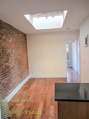 Rented by Bohemia Realty Group | media 18