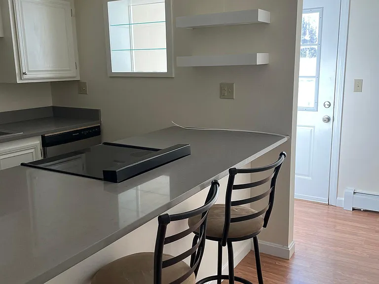 153 Rockland St #3 — Photo 4