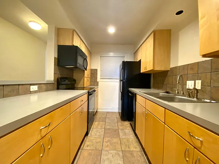 3815 Guadalupe St #207 — Photo 5