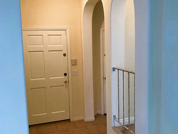 5th image of 2469 Florencita Ave