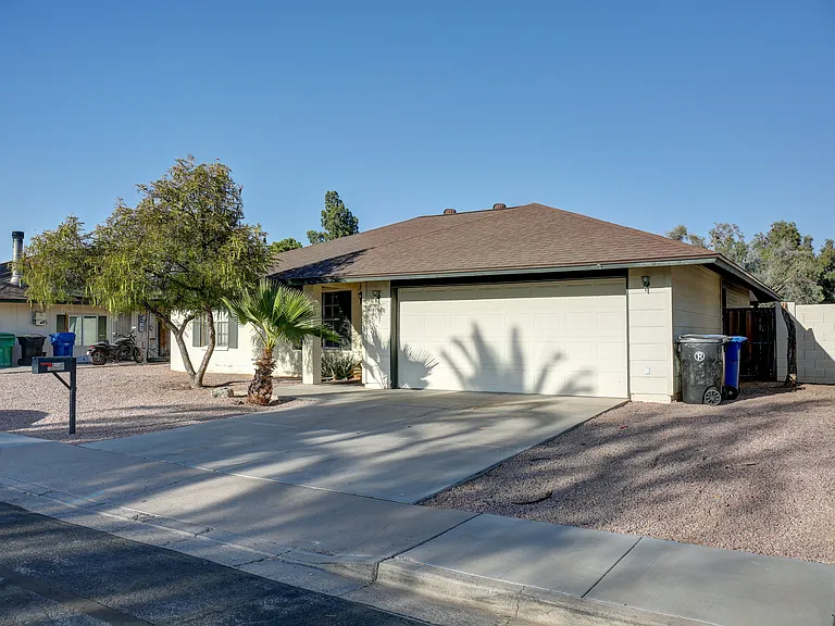 1453 S Cochise — Photo 4