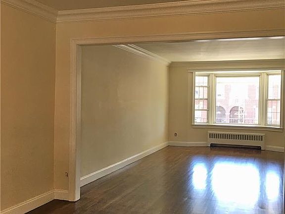 5th image of 8732 26th Ave #2
