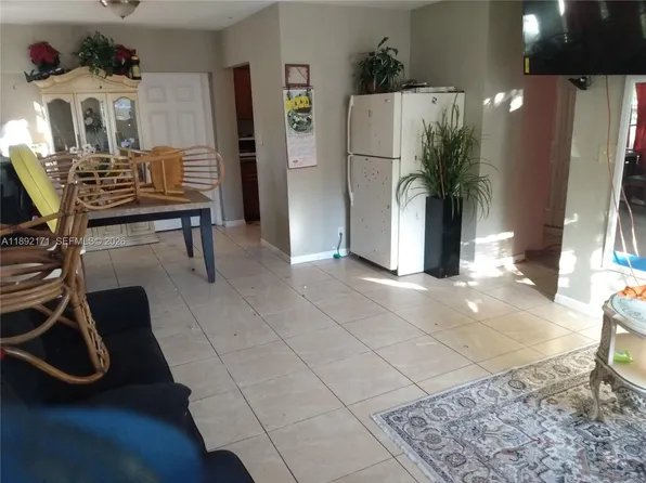 639 33rd St, West Palm Beach, FL 33407