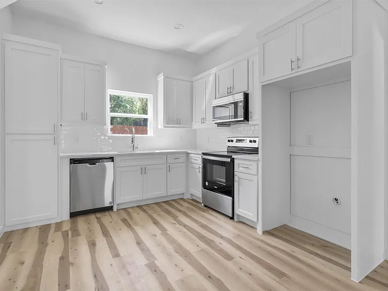 3507 Marshall St #C — Photo 20
