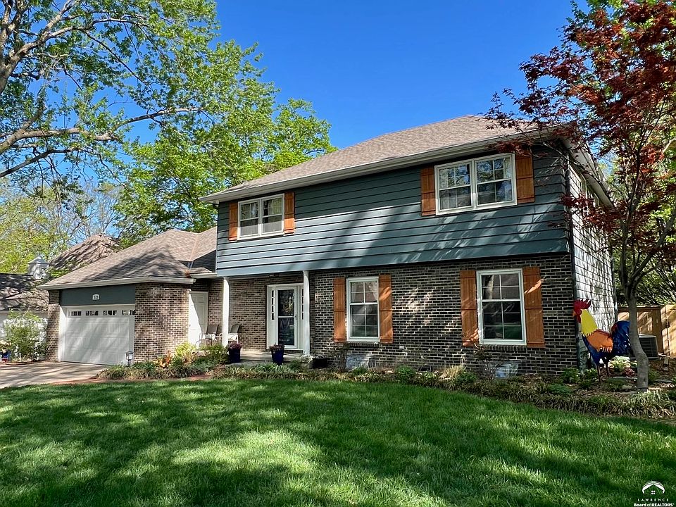 1st image of 523 Pioneer Rd