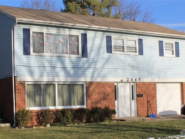 2845 Comanche Dr, Dayton, OH 45420