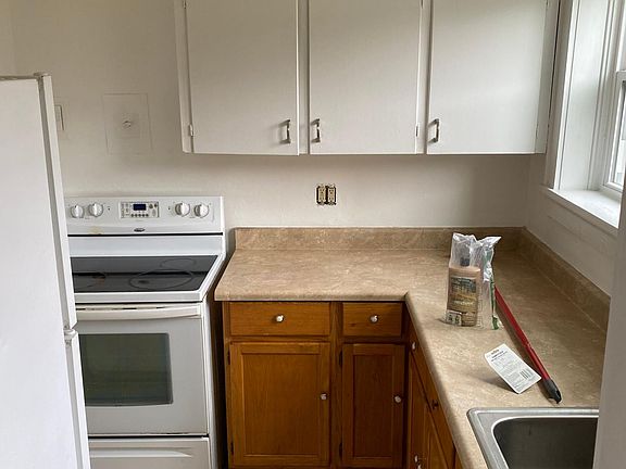 2nd image of 339 N Jefferson Ave