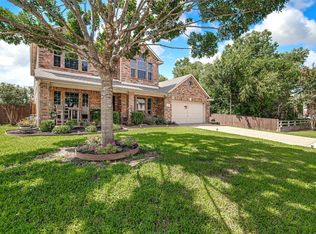 210 Forestridge Dr, Mansfield, TX 76063