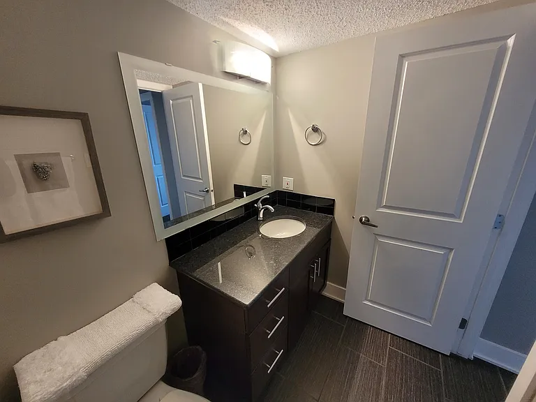 320 5th Ave N #1104 — Photo 9
