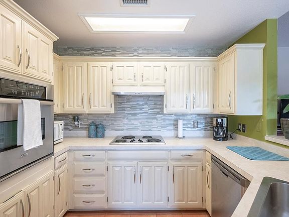 5th image of 5160 Kalenak Ct