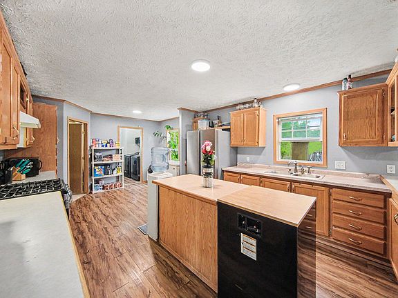 5th image of 6848 Coon Hill Rd