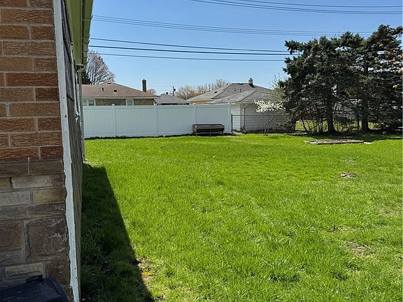5th image of 567 Martin Rd