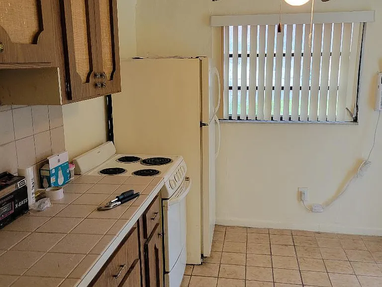 5918 N Wiley St #A-B — Photo 3