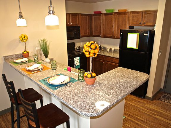 kitchen with breakfast bar