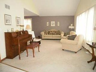 1st image of 4540 Dubois Ave