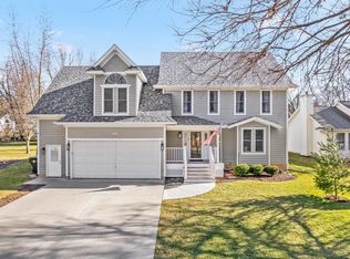 776 Debbie Ln, Sandwich, IL 60548