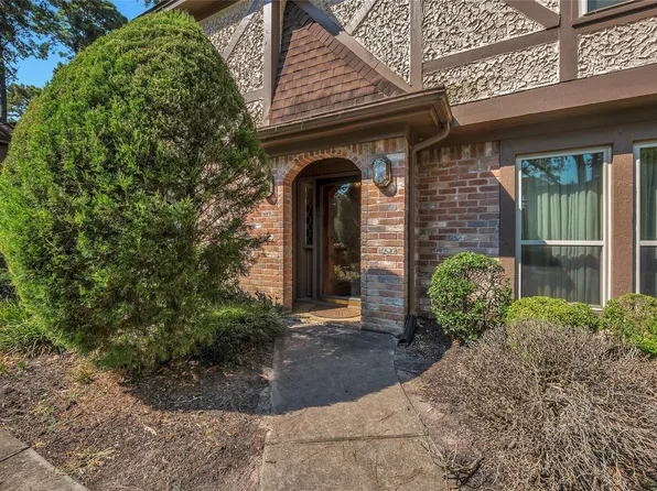 17903 Fireside Dr, Spring, TX 77379