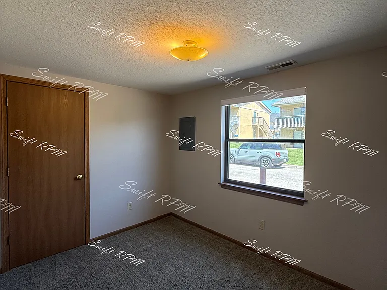 718 W 25th St #1 — Photo 10