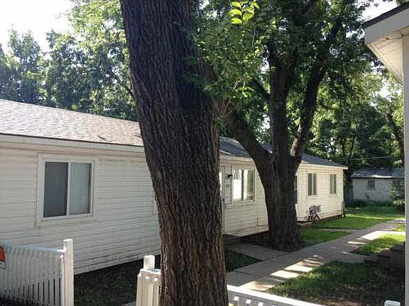 2nd image of 209 E Wiley Ave #211-213-215