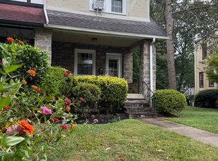 39 Chatham Rd, Ardmore, PA 19003