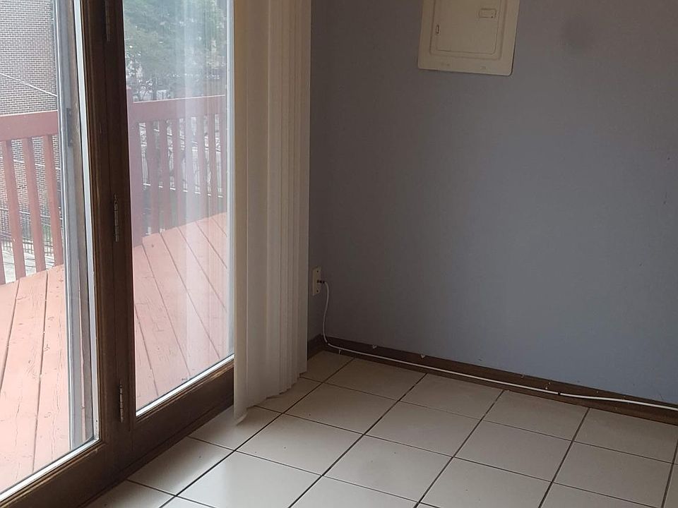 Eat-in Kitchen and door to deck