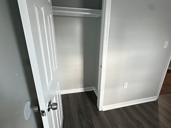 Bed2 Closet- 2810 N Constitution_02112025