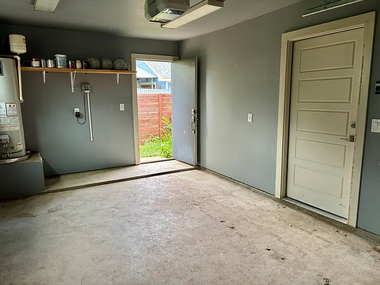 1139 Gunter St #B — Photo 14