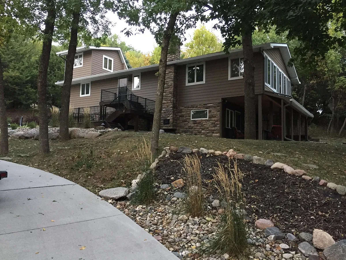 Building Photo - 144 Acorn Dr