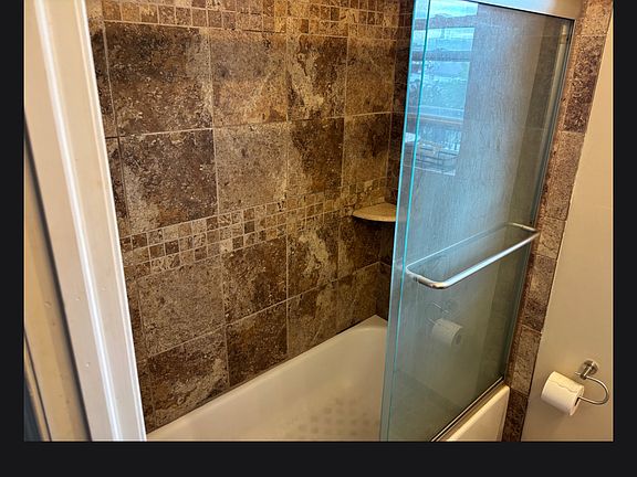 5th image of 1541 S 13th St APT 3F