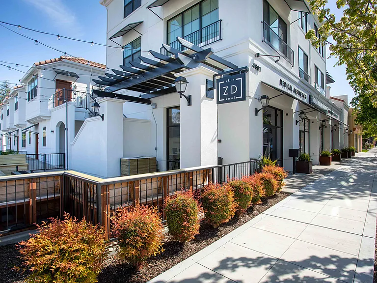 The Angelino — Photo 10