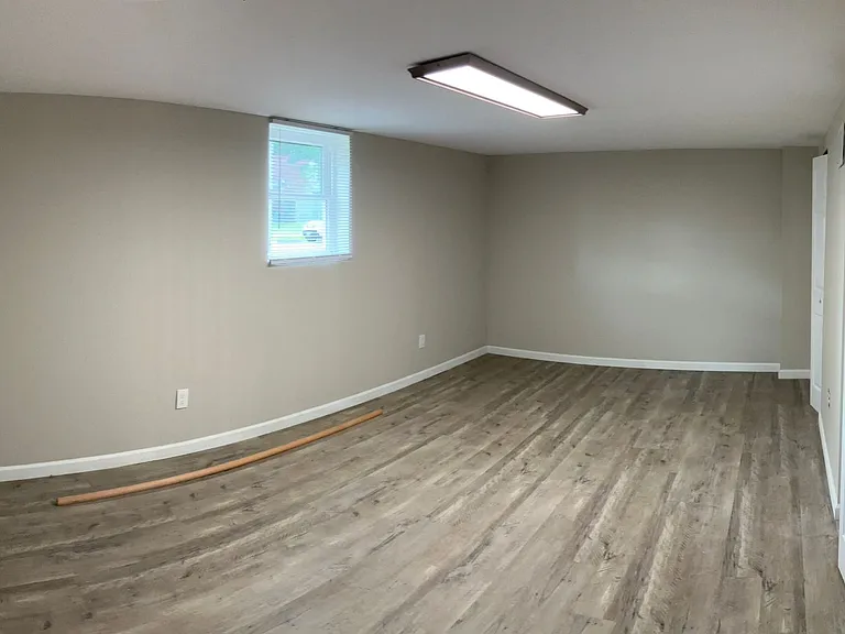 Lower Level BedRoom4