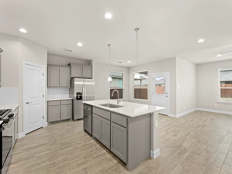 14252 Bootes Dr — Photo 5