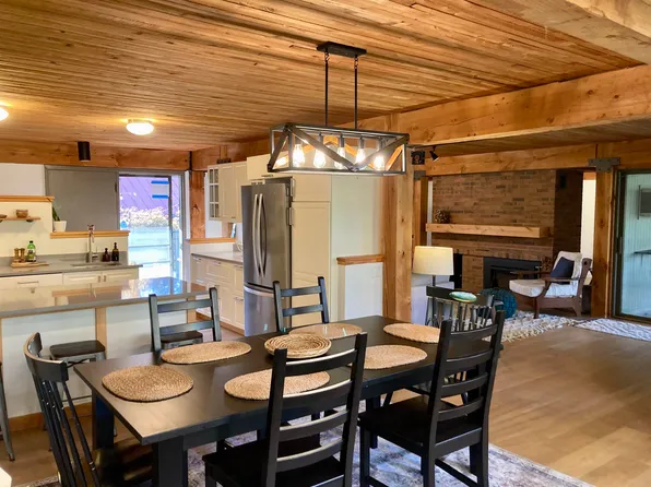 125 Redrock Drive #201, Burlington, VT 05401