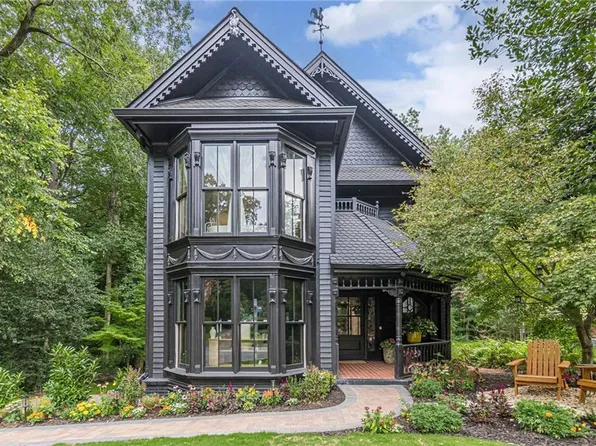 4610 Brierwood Pl, Dunwoody, GA 30360