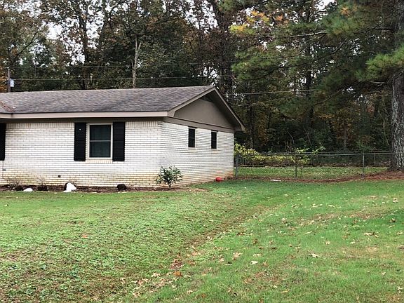 2nd image of 210 Leona Dr