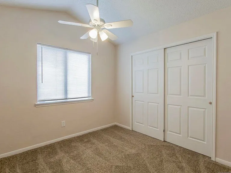 2504 Magnum Cir — Photo 6