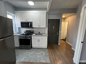 Rented by Extend Realty Inc