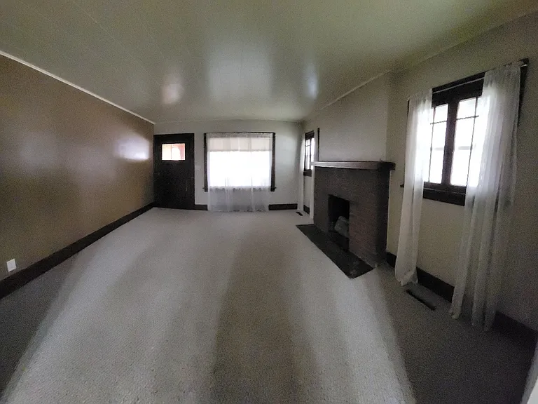 120 N Lincoln Ave — Photo 10