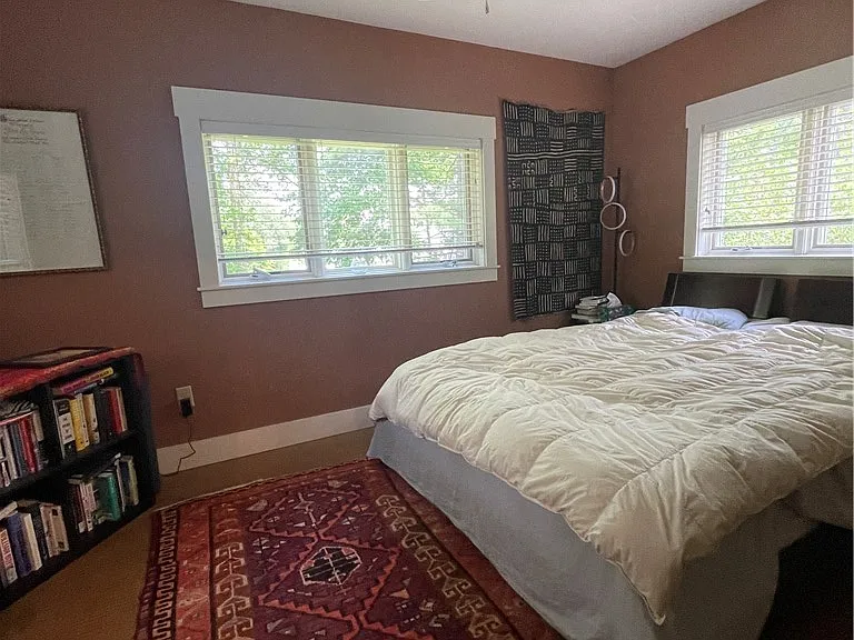 113 Marshall St — Photo 23