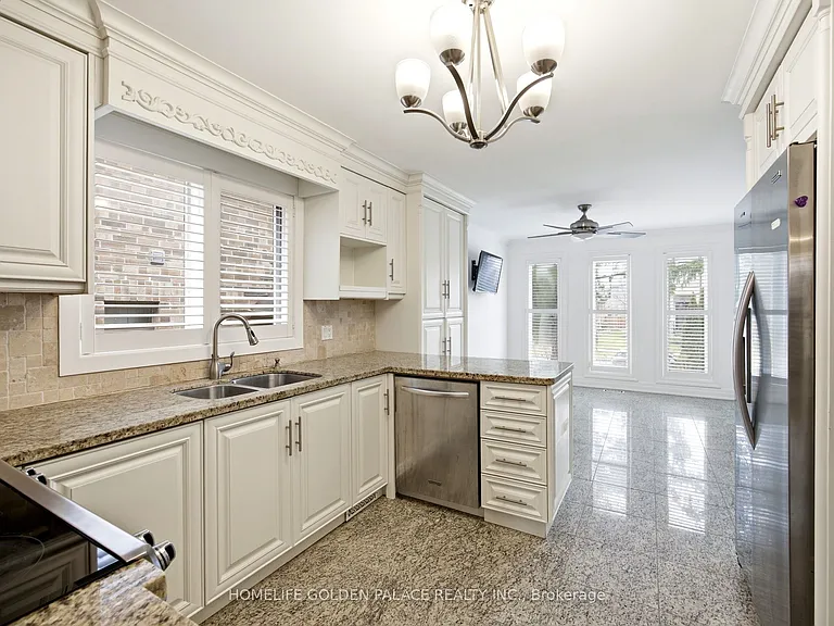 394 Patricia Ave — Photo 22
