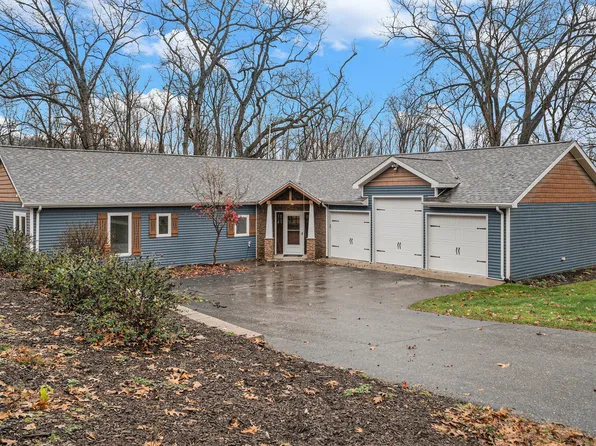10753 Frankfort, Pinckney, MI 48169
